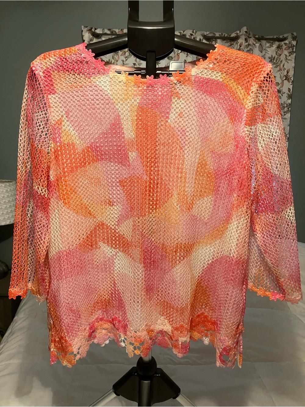 Alfred Dunner Mesh Lace Trim Abstract Print Blouse Medium